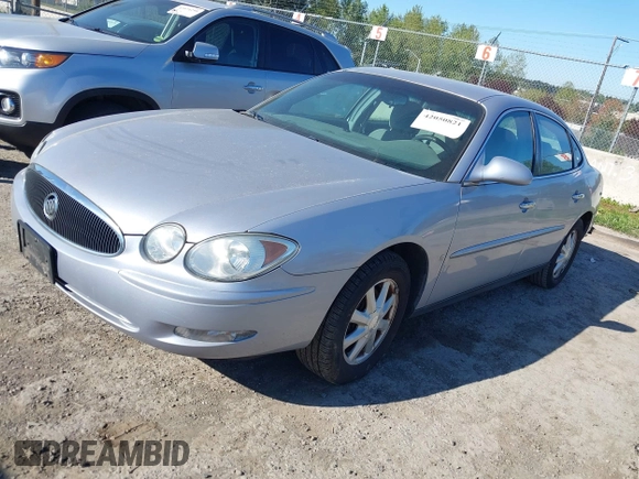 2006 Buick LaCrosse CX with VIN 2G4WC582361234128, listed as a IAAI auction lot 42050821 with 167,484 mi miles. Bid and sale history available at carsss.com. Image 2.