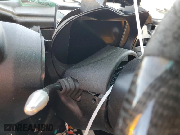 2005 Lotus Elise z VIN SCCPC11105HL30103, wystawiony jako Copart lot #87713445 z przebiegiem Nie podano mil oraz Szkoda całkowita • Salvage title. Historia ofert i sprzedaży dostępna na DreamBid. Obrazek 9.