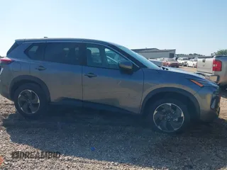 2024 Nissan Rogue SV with VIN 5N1BT3BA7RC704470, listed as a IAAI auction lot 42045775 with 25,288 mi miles and . Bid and sale history available at carsss.com. Image 13.