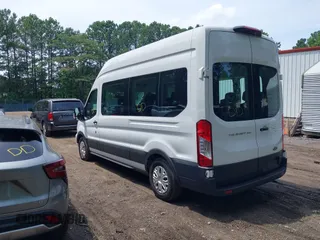 2022 Ford Transit Passenger XL with VIN 1FBAX2X89NKA78929, listed as a IAAI auction lot 42493797 with 35,885 mi miles and . Bid and sale history available at DreamBid. Image 3.