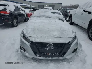2019 Nissan Altima 2.5 SR with VIN 1N4BL4CV4KC101144, listed as a Copart auction lot 45200245 with 75,389 mi miles and Salvage Title. Bid and sale history available at carsss.com. Image 5.