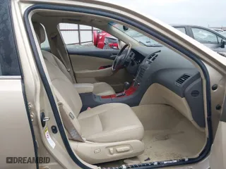 2007 Lexus ES 350 with VIN JTHBJ46G272101832, listed as a IAAI auction lot 41924490 with 156,730 mi miles. Bid and sale history available at carsss.com. Image 5.