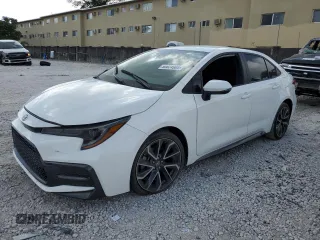 2022 Toyota Corolla SE with VIN 5YFS4MCE5NP125472, listed as a Copart auction lot 50824905 with 27,009 mi miles and Clean Title. Bid and sale history available at carsss.com. Image 1.