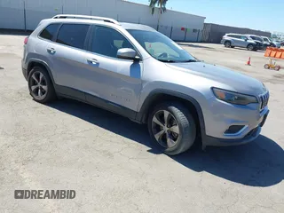 2020 Jeep Cherokee Limited z VIN 1C4PJLDB0LD538381, wystawiony jako IAAI lot #42615819 z przebiegiem 62 083 mil mil oraz . Historia ofert i sprzedaży dostępna na DreamBid. Obrazek 1.