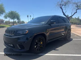 2018 Jeep Grand Cherokee with VIN AZ398589, listed as a Copart auction lot 62577485 with 46,050 mi miles and Clean title. Bid and sale history available at DreamBid. Image 2.