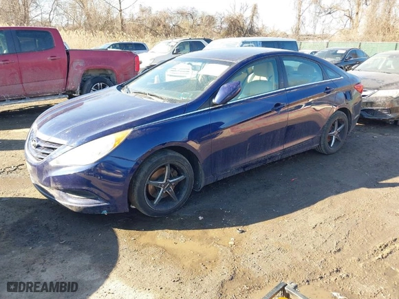 2011 Hyundai Sonata GLS PZEV with VIN 5NPEB4AC0BH086545, listed as a IAAI auction lot 41434117 with 173,145 mi miles. Bid and sale history available at carsss.com. Image 2.