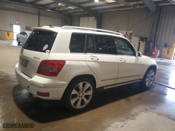 2010 Mercedes-Benz GLK-Class GLK 350 with VIN WDCGG8HB2AF313722, listed as a Copart auction lot 51205105 with NaN miles and Clean Title. Bid and sale history available at carsss.com. Image 3.