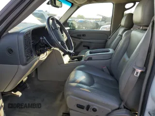 2004 Chevrolet Tahoe LT with VIN 1GNEK13Z74R279875, listed as a Copart auction lot 73119224 with 209,897 mi miles and Clean Title. Bid and sale history available at carsss.com. Image 7.