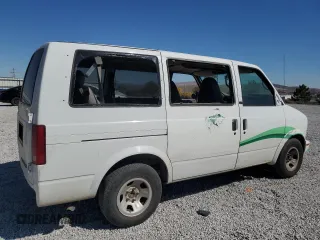 2002 Chevrolet Astro with VIN 1GNEL19X92B135138, listed as a Copart auction lot 72370314 with 269,640 mi miles and Salvage Title. Bid and sale history available at carsss.com. Image 3.