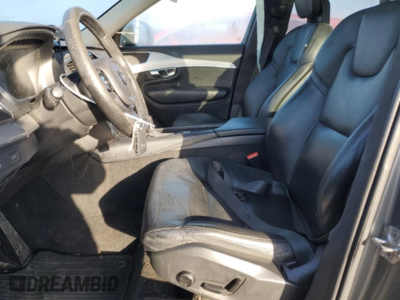 2016 Volvo XC90 Momentum with VIN YV4102XKXG1080271, listed as a Copart auction lot 85231564 with 192,984 mi miles and Salvage Title. Bid and sale history available at carsss.com. Image 7.