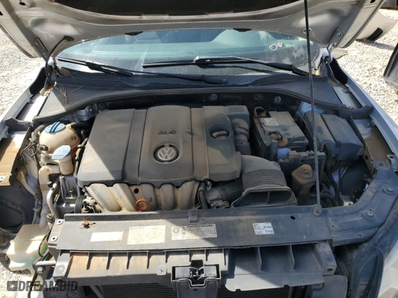 2013 Volkswagen Passat S w/Appearance with VIN 1VWAH7A33DC094262, listed as a Copart auction lot 49804995 with 268,129 mi miles and Salvage Title. Bid and sale history available at carsss.com. Image 12.