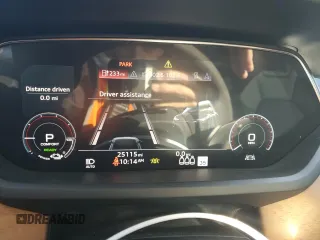 2023 Audi e-tron GT Premium Plus z VIN WAUFJBFW5P7001531, wystawiony jako Copart lot #41682225 z przebiegiem 25 115 mil mil oraz Szkoda całkowita • Salvage title. Historia ofert i sprzedaży dostępna na DreamBid. Obrazek 9.