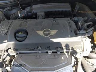 2011 MINI Hardtop with VIN WMWSU3C52BT095133, listed as a IAAI auction lot 42249436 with 44,652 mi miles and . Bid and sale history available at DreamBid. Image 10.