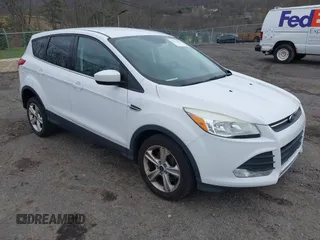2014 Ford Escape SE z VIN 1FMCU9GX0EUD88206, wystawiony jako IAAI lot #41952910 z przebiegiem 181 765 mil mil oraz . Historia ofert i sprzedaży dostępna na DreamBid. Obrazek 1.