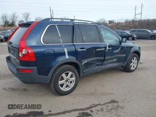 2004 Volvo XC90 with VIN YV1CM59H741117317, listed as a IAAI auction lot 41581357 with 300,681 mi miles. Bid and sale history available at carsss.com. Image 4.