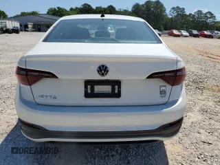 2024 Volkswagen Jetta SE z VIN 3VW7M7BU4RM065632, wystawiony jako Copart lot #53688545 z przebiegiem 18 766 mil mil oraz Szkoda całkowita • Salvage title. Historia ofert i sprzedaży dostępna na DreamBid. Obrazek 6.