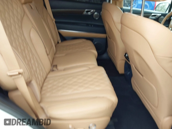 2023 Genesis GV80 z VIN KMUHCESC7PU109750, wystawiony jako IAAI lot #41950393 z przebiegiem 27 229 mil mil oraz . Historia ofert i sprzedaży dostępna na DreamBid. Obrazek 8.