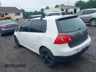2007 Volkswagen Rabbit with VIN WVWDS71K37W068837, listed as a IAAI auction lot 40072552 with 999,999 mi miles. Bid and sale history available at carsss.com. Image 3.