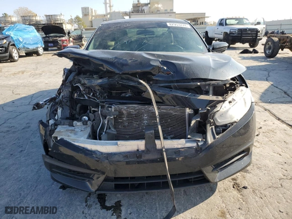 2017 Honda Civic Coupe LX-P with VIN 2HGFC4B07HH304022, listed as a Copart auction lot 82953274 with 85,132 mi miles and Salvage Title. Bid and sale history available at carsss.com. Image 5.