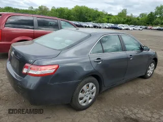 2010 Toyota Camry z VIN 4T1BF3EKXAU046704, wystawiony jako Copart lot #56653825 z przebiegiem 192 691 mil mil oraz Szkoda całkowita • Salvage title. Historia ofert i sprzedaży dostępna na DreamBid. Obrazek 3.
