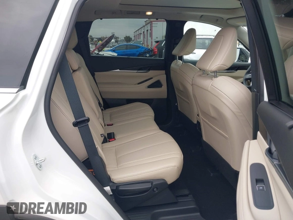 2025 Infiniti QX60 Sensory with VIN 5N1AL1GS6SC330036, listed as a IAAI auction lot 42193990 with 5,403 mi miles and . Bid and sale history available at DreamBid. Image 8.