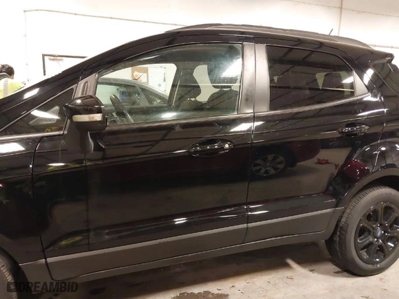 2020 Ford EcoSport SE with VIN MAJ3S2GE9LC353687, listed as a IAAI auction lot 41662776 with 44,745 mi miles. Bid and sale history available at carsss.com. Image 15.