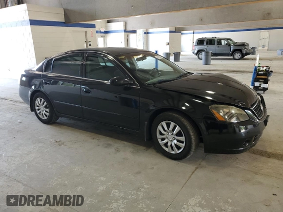 2005 Nissan Altima 2.5 z VIN 1N4AL11E15C100390, wystawiony jako Copart lot #59293435 z przebiegiem 172 157 mil mil oraz Szkoda całkowita • Salvage title. Historia ofert i sprzedaży dostępna na DreamBid. Obrazek 4.