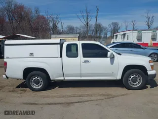 2009 Chevrolet Colorado Work Truck with VIN 1GCCS19E498152583, listed as a IAAI auction lot 41887121 with 245,280 mi miles. Bid and sale history available at carsss.com. Image 13.