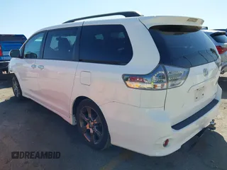 2016 Toyota Sienna SE с VIN 5TDXK3DC0GS702003, выставлен на аукционе IAAI как лот 41957604 с пробегом 41 409 миль миль и . История ставок и продаж доступна на DreamBid. Изображение 3.