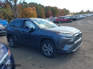 2023 Toyota RAV4 XLE with VIN 2T3P1RFV4PW392358, listed as a IAAI auction lot 40696838 with 18,682 mi miles. Bid and sale history available at carsss.com. Image 13.