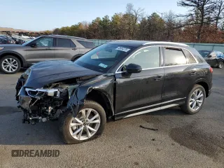 2024 Audi Q3 S line Premium z VIN WA1DECF37R1082879, wystawiony jako Copart lot #48664275 z przebiegiem 13 829 mil mil oraz Szkody całkowita. Historia ofert i sprzedaży dostępna na DreamBid. Obrazek 1.