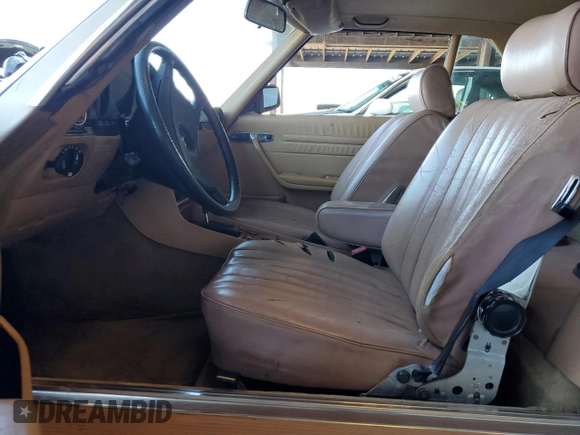 1983 Mercedes-Benz 380 380SL with VIN WDBBA45AXDB028363, listed as a Copart auction lot 44252205 with 118,508 mi miles and Salvage Title. Bid and sale history available at carsss.com. Image 7.