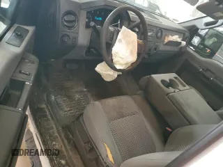 2012 Ford F-350 XL z VIN 1FT8X3B60CEA14909, wystawiony jako Copart lot #60431045 z przebiegiem 177 057 mil mil oraz Szkoda całkowita • Salvage title. Historia ofert i sprzedaży dostępna na DreamBid. Obrazek 8.