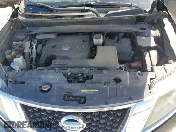 2015 Nissan Pathfinder Platinum с VIN 5N1AR2MM6FC630370, выставлен на аукционе Copart как лот 54129385 с пробегом 153 464 миль миль и Списание • Salvage title. История ставок и продаж доступна на DreamBid. Изображение 12.