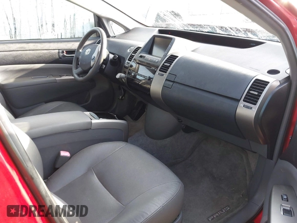 2008 Toyota Prius with VIN JTDKB20U187778635, listed as a IAAI auction lot 42002076 with 108,922 mi miles. Bid and sale history available at carsss.com. Image 5.