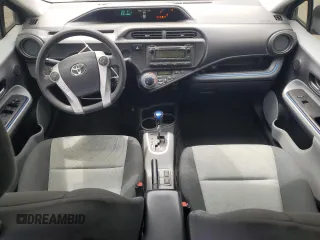 2013 Toyota Prius One z VIN JTDKDTB36D1048902, wystawiony jako Copart lot #59349625 z przebiegiem 202 882 mil mil oraz Szkoda całkowita • Salvage title. Historia ofert i sprzedaży dostępna na DreamBid. Obrazek 8.