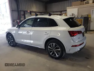 2022 Audi Q5 S line Prestige with VIN WA1FAAFY5N2032068, listed as a Copart auction lot 70009354 with 44,911 mi miles and Salvage Title. Bid and sale history available at carsss.com. Image 2.