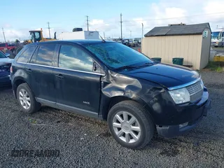 2008 Lincoln MKX with VIN 2LMDU88C28BJ36014, listed as a IAAI auction lot 42293362 with 142,881 mi miles and . Bid and sale history available at DreamBid. Image 1.