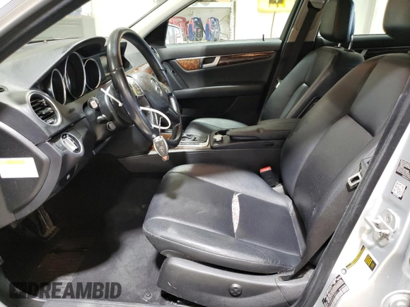 2014 Mercedes-Benz C 250 Sport with VIN WDDGF4HB0EA918431, listed as a Copart auction lot 54676495 with 178,407 mi miles and Clean title. Bid and sale history available at DreamBid. Image 7.