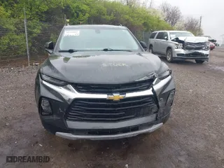 2019 Chevrolet Blazer with VIN 3GNKBGRS8KS698795, listed as a IAAI auction lot 41988081 with 104,187 mi miles. Bid and sale history available at carsss.com. Image 6.