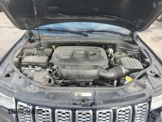 2017 Jeep Grand Cherokee Overland with VIN 1C4RJECG2HC903366, listed as a Copart auction lot 44140155 with 102,459 mi miles and Salvage title. Bid and sale history available at DreamBid. Image 13.