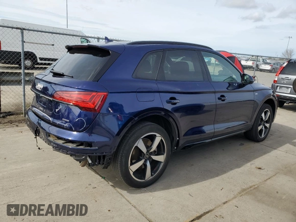 2022 Audi Q5 S line Prestige z VIN WA1FAAFY7N2010315, wystawiony jako Copart lot #45582475 z przebiegiem 45 149 mil mil oraz Szkoda całkowita • Salvage title. Historia ofert i sprzedaży dostępna na DreamBid. Obrazek 3.
