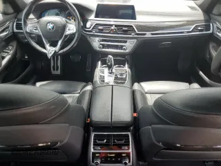 2019 BMW 7 Series 740i with VIN WBA7E2C57KB218038, listed as a Copart auction lot 77892043 with 51,471 mi miles. Bid and sale history available at carsss.com. Image 8.
