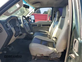 2009 Ford F-250 XL with VIN 1FTSX21R99EB15001, listed as a Copart auction lot 63697535 with 320,678 mi miles and Salvage title. Bid and sale history available at DreamBid. Image 7.