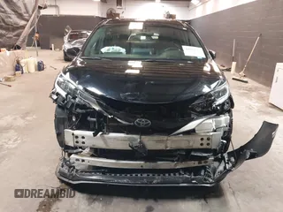 2024 Toyota Sienna XSE z VIN 5TDDSKFC3RS114626, wystawiony jako IAAI lot #40865635 z przebiegiem 45 974 mil mil oraz . Historia ofert i sprzedaży dostępna na DreamBid. Obrazek 13.