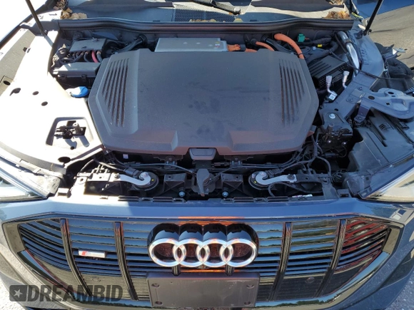 2021 Audi e-tron Sportback Prestige z VIN WA13AAGE8MB037626, wystawiony jako Copart lot #69024824 z przebiegiem 21 649 mil mil oraz Szkoda całkowita • Salvage title. Historia ofert i sprzedaży dostępna na DreamBid. Obrazek 12.