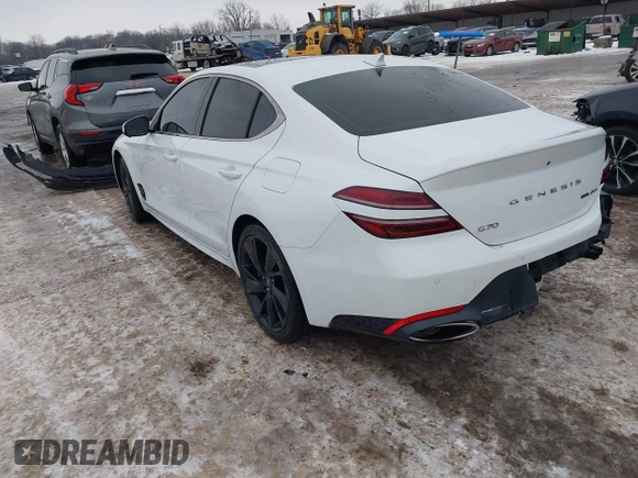 2022 Genesis G70 3.3T with VIN KMTG54TE0NU084062, listed as a IAAI auction lot 41334467 with 39,923 mi miles. Bid and sale history available at carsss.com. Image 3.