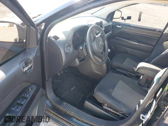 2015 Jeep Compass Sport with VIN 1C4NJCBB0FD110728, listed as a IAAI auction lot 41405949 with 170,614 mi miles. Bid and sale history available at carsss.com. Image 16.
