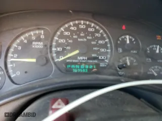 2000 Chevrolet Silverado 2500 LS with VIN 1GCFC29U5YE418894, listed as a Copart auction lot 41668905 with 369,583 mi miles and Salvage Title. Bid and sale history available at carsss.com. Image 9.