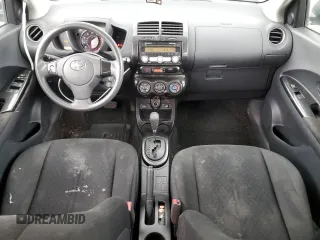 2009 Scion xD z VIN JTKKU10479J035866, wystawiony jako Copart lot #51699835 z przebiegiem 176 636 mil mil oraz Szkoda całkowita • Salvage title. Historia ofert i sprzedaży dostępna na DreamBid. Obrazek 8.